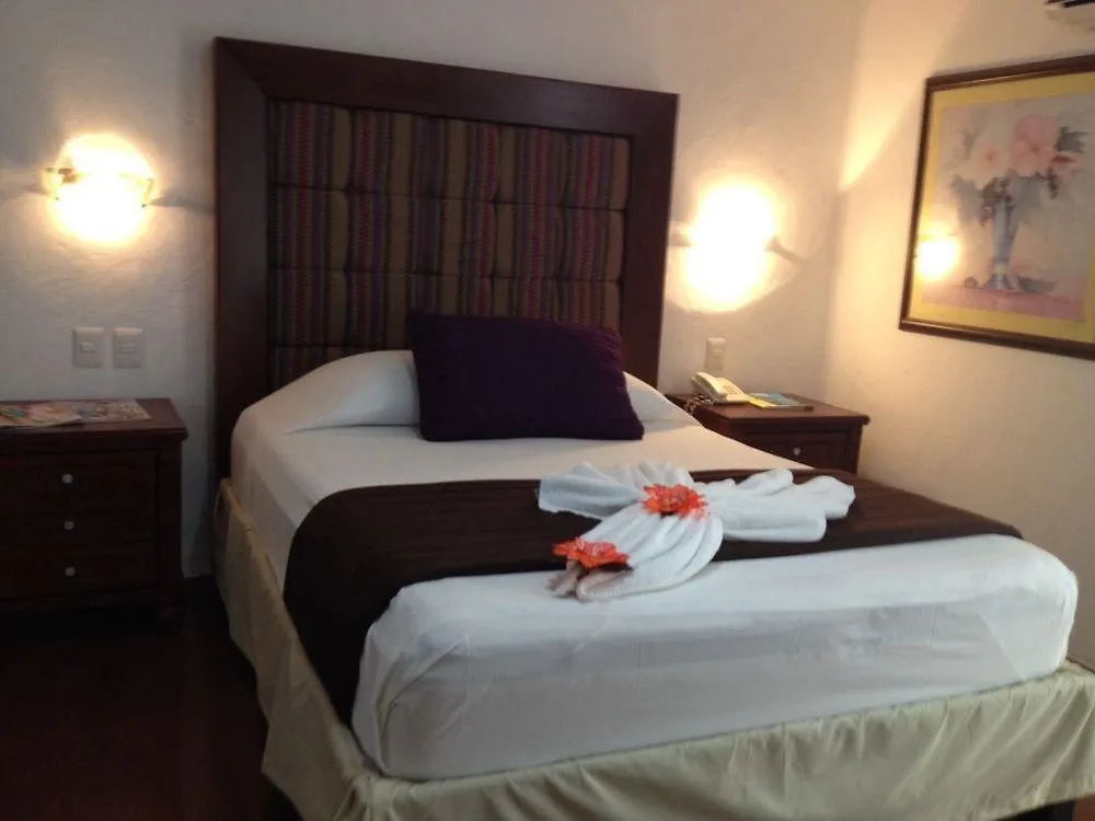 بلايا ديل كارمن Hotel Cohiba - Party Hotel 3*, بلايا ديل كارمن المكسيك