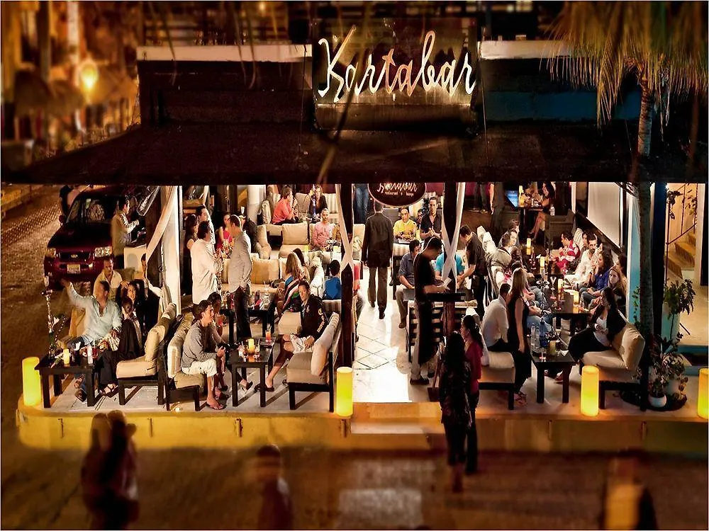 Hotel Cohiba - Party Hotel Playa del Carmen